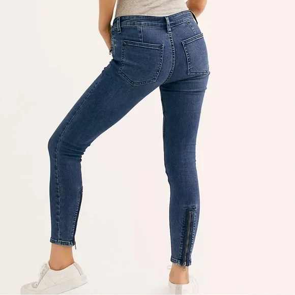 We The Free FP Jett Skinny Jeans - Picture 2 of 16